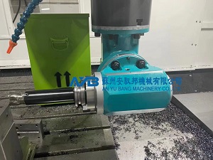 萬向銑頭側(cè)銑頭加工圖片